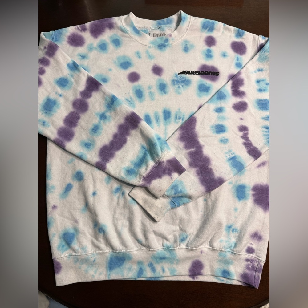 Ariana Grande Sweetener World Tour Crew Neck Medium